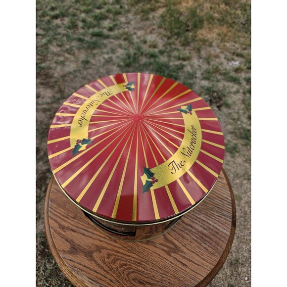 The Nutcracker Wind-Up Musical Tin Carousel w/4 Windows and 6 Compartments w/Lid - Picture 8 of 13